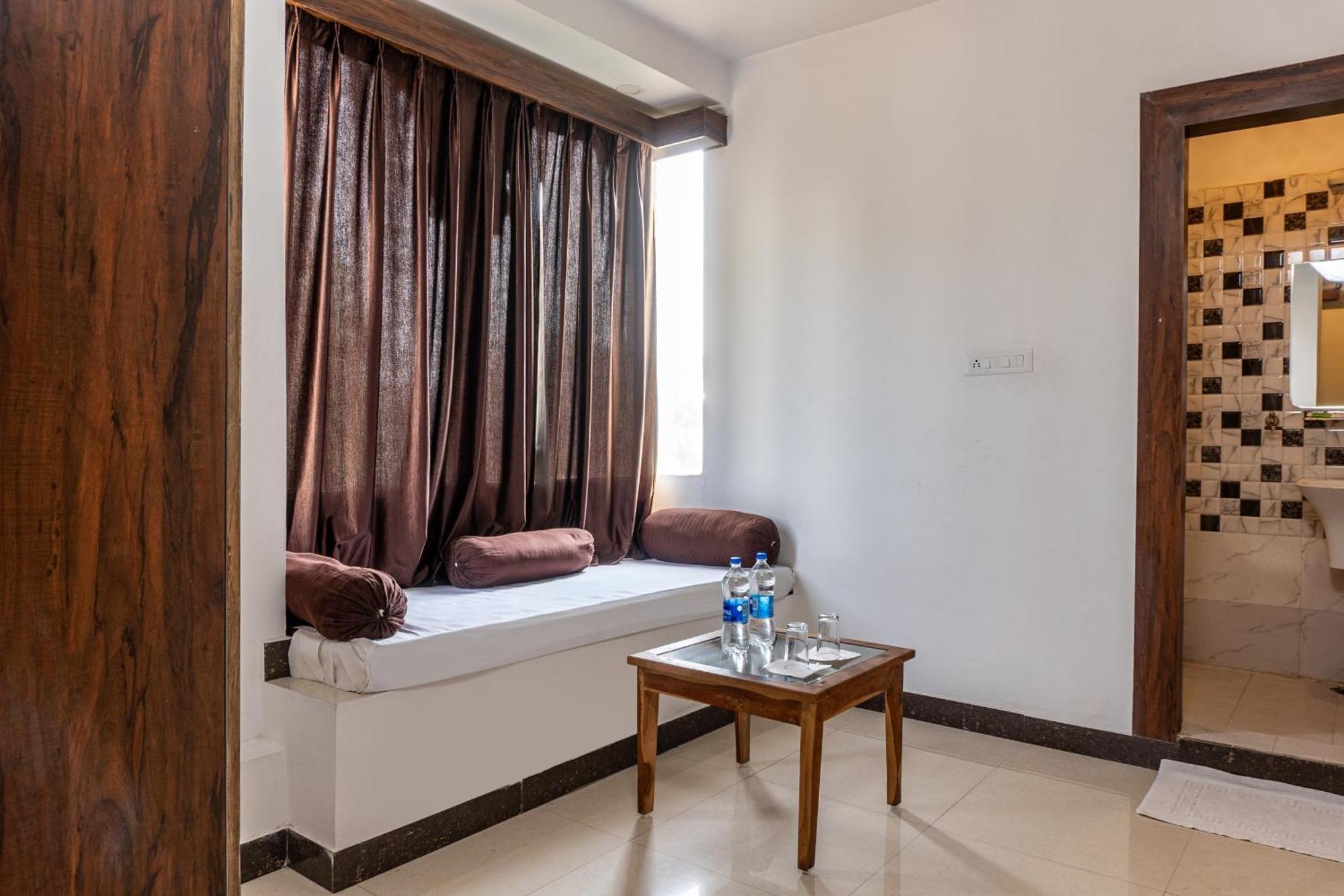 Treebo Spirit Residency Udaipur Exterior foto